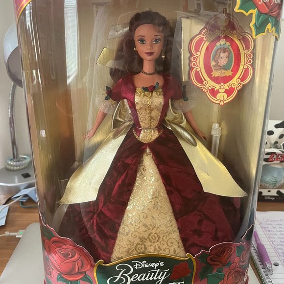 Disney Holiday Princess Belle Beauty and the Beast Enchanted Christmas Doll